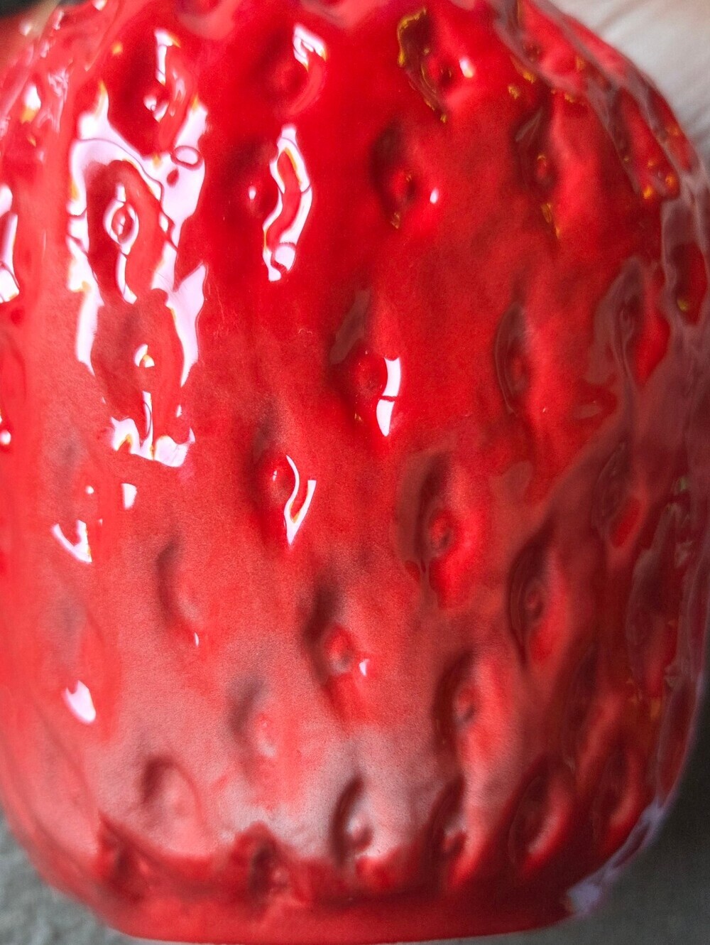Vintage Sur La Table Ceramic Figural Strawberry Pitcher Made In Italy - Picture 3 of 7